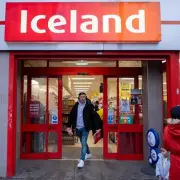 Iceland's £4 Baileys Macarons Earn 'Stunning' Reviews from Festive Shoppers