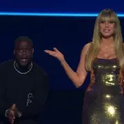 Infantino Snubs Kevin Hart Handshake in Awkward World Cup Draw Moment