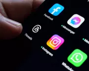 Meta Tests Facebook Link Charges, Threatening News Outlets' Traffic