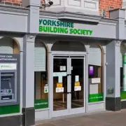 Millions Miss Out on £20bn as £526bn Idles in Low-Interest Accounts