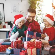 Mum's 'It's Normal' Christmas Message Goes Viral Amid UK Cost Pressures