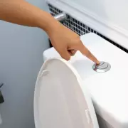 NHS Urges Night-Time Toilet Trips Could Signal UTI - Key Signs and When to Act