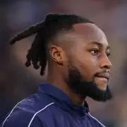 Paul Ince Advises Semenyo on Summer Transfer as Liverpool and Man Utd Circle