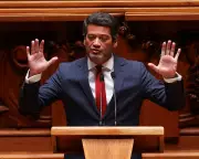 Portuguese Court Orders Far-Right Leader to Remove Anti-Roma Posters