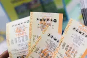 Powerball Jackpot Hits $1.6bn for Christmas, Fourth-Largest in US History