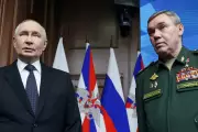 Putin Threatens Further Gains in Ukraine if Peace Talks Collapse