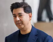 UK Campaigner Faces US Deportation Threat After Clashing with Tech Giants