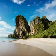 UK Issues 'Do Not Travel' Alert for Thailand-Cambodia Border Amid Landmine Fears