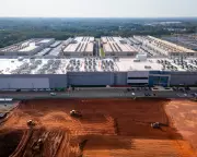 US Congress Urges Action on AI Threats, Citing UK's Proactive Stance