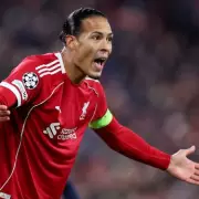 Van Dijk singles out Jones, Isak & Gomez as Liverpool face defining December