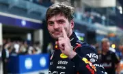 Verstappen Snatches Pole in Abu Dhabi, Setting Up Tense F1 Title Decider