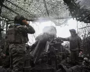 Zelenskyy Proposes Donbas Demilitarised Zone as Peace Talks Intensify