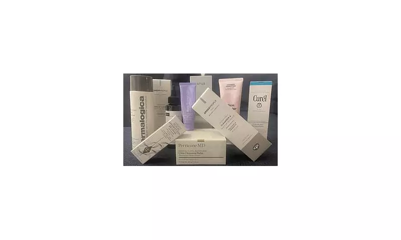 10 Best Hydrating Cleansers for Dry Skin in the UK: Expert Reviews