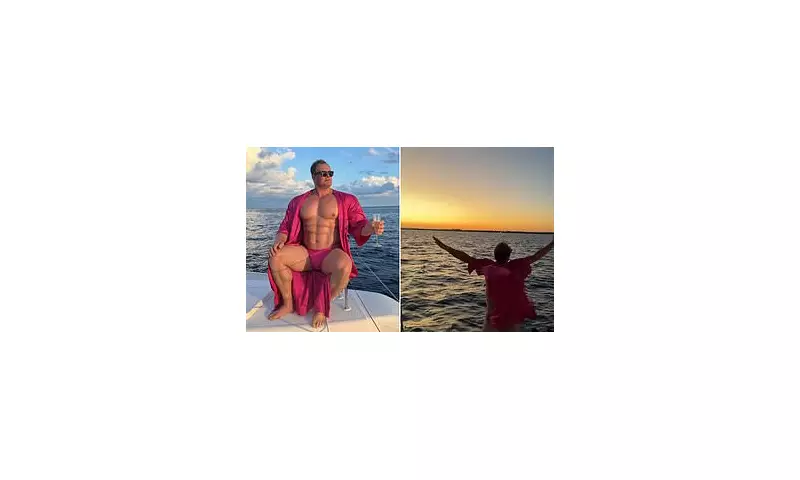 Alan Carr's AI Abs & Titanic Pose: Comedian's Hilarious Instagram Post