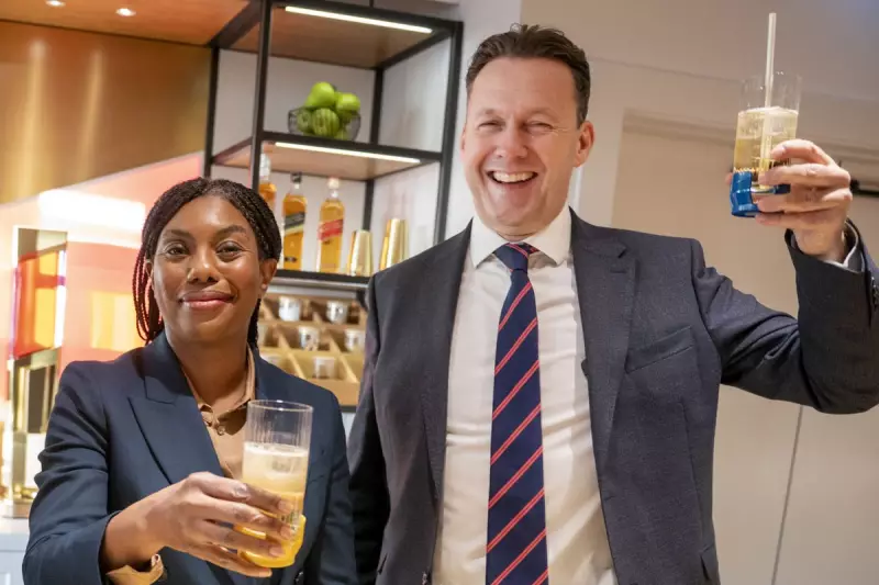 Badenoch Backs Findlay as 'Best Person' for First Minister Amid Poll Slump