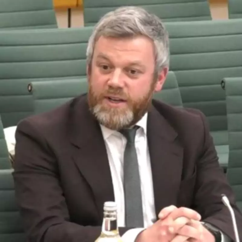 Banking Expert Proposes Auto-Enrolment Payroll Savings to Tackle UK's Savings Crisis