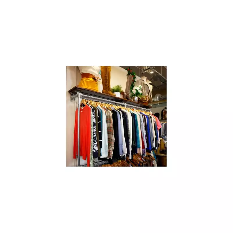 Bargain Hunter Finds £2,300 Bottega Veneta Bag for Just £6 in Charity Shop