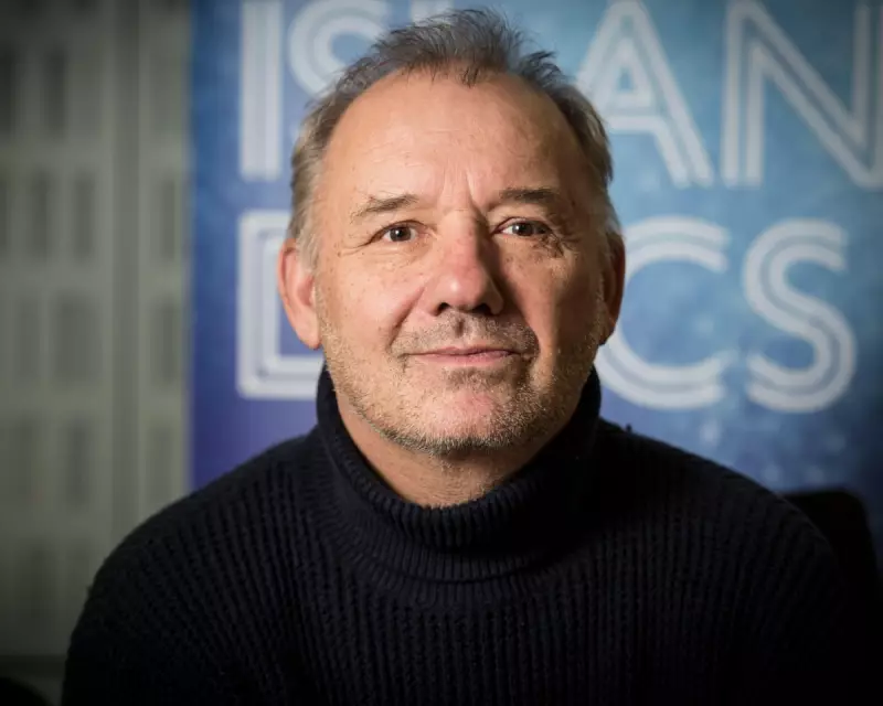 Bob Mortimer's 'The Long Shoe' Audiobook Review: Quirky Cosy Crime with Star Cast