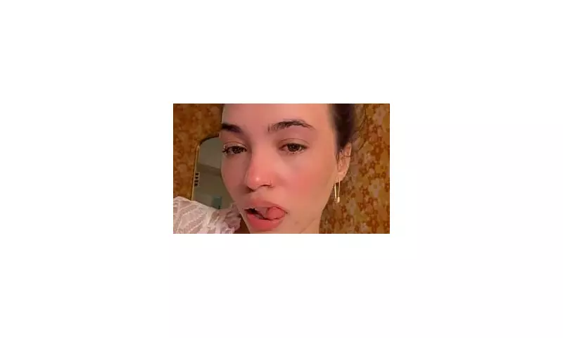 Bowie's Daughter Lexi Lashes Out at Friends Over Birthday Text Snub