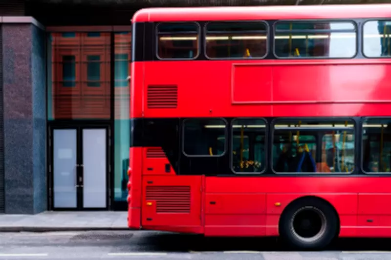 Bus Driver Sacked After Chasing Thief Sees Thousands Raised in Support