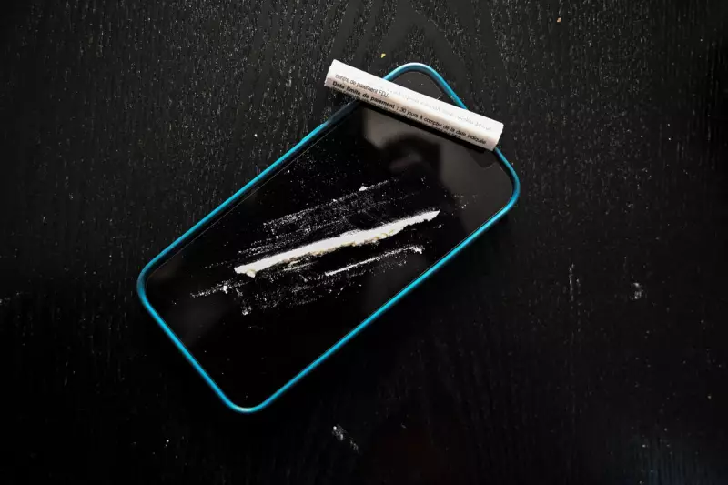 Cocaine & Heroin Sold Like Amazon via Social Media & Canada Post