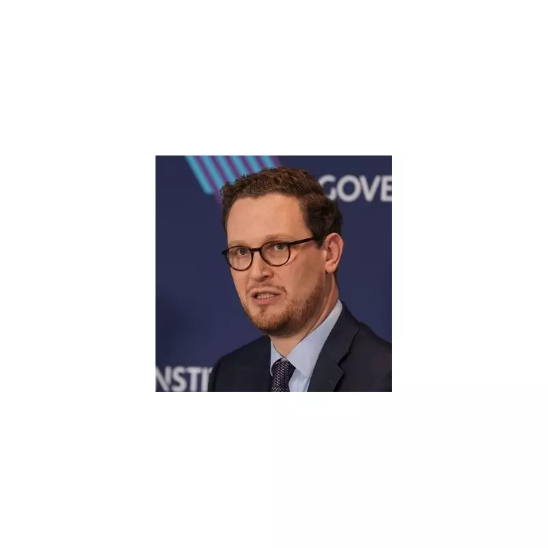 Darren Jones: Civil servants 'scapegoats for political failure'