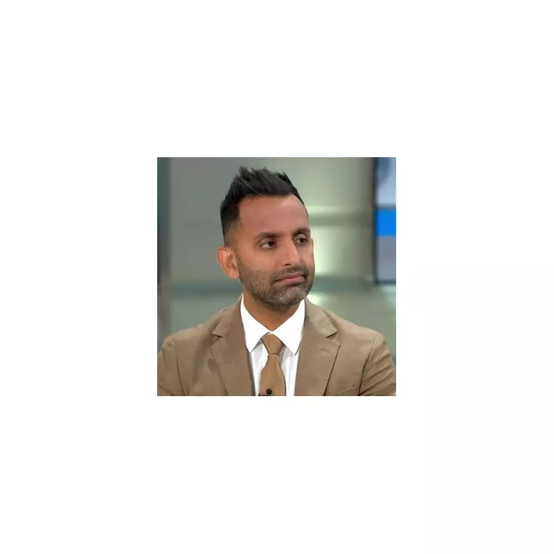 Dr Amir Khan's Two-Word Fix for 'Clicking Knees' – And When to Worry