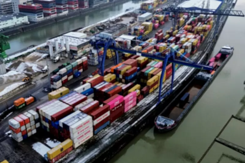 Eurozone Posts Modest Growth Amid Dollar Weakness Concerns