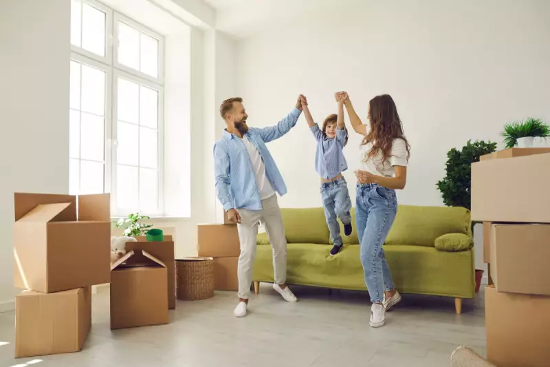 First-time buyers face £23k deposit hurdle as UK house prices fall