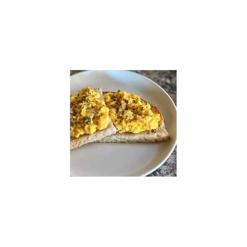 Forget Butter: The 1 Secret Ingredient for Perfectly Creamy Scrambled Eggs