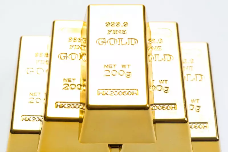 Gold Price Smashes $5,000 Barrier, Analysts Predict $5,500 Peak
