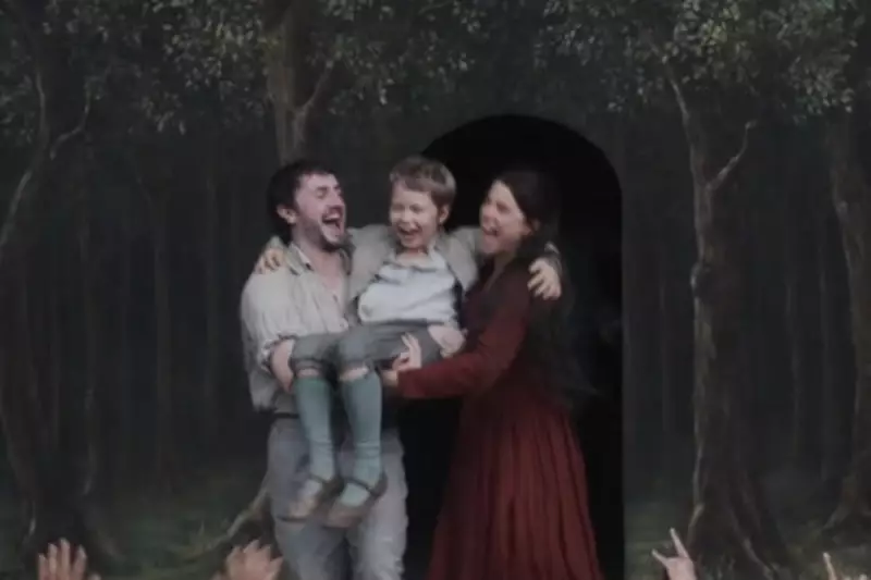 Hamnet Cast's Rihanna Dance Delight at Globe Theatre Finale