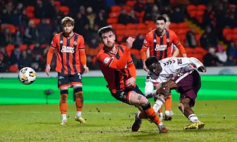Hearts Extend Premiership Lead with Dominant Victory Over Nine-Man Dundee United