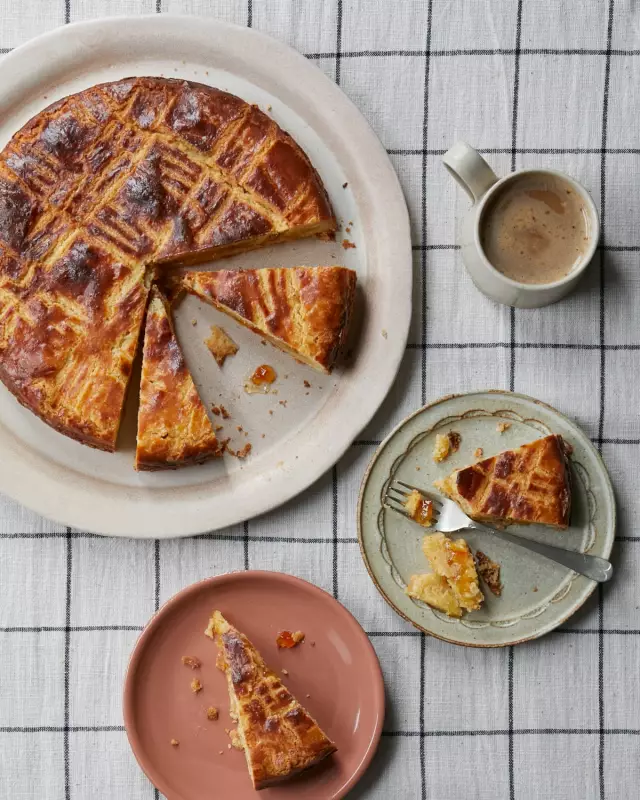 Helen Goh's Breton Butter Cake with Marmalade: A Golden Winter Comfort