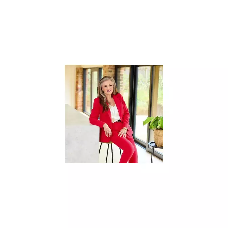 Janine Taylor's 7 Stone Weight Loss Journey: From Self-Abuse to Self-Love