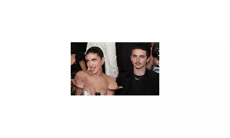 Kylie Jenner & Timothée Chalamet's Golden Globes Snapshot Sparks 'Crazy Girlfriend, Calm Boyfriend' Debate