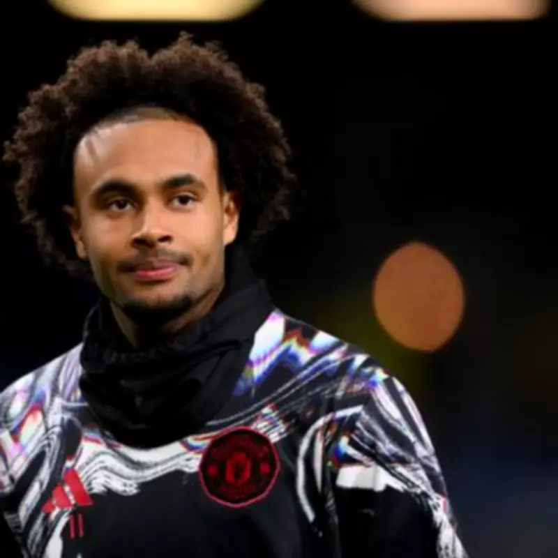 Manchester United Confirm Joe Hugill Exit as Carrick Addresses Zirkzee Future