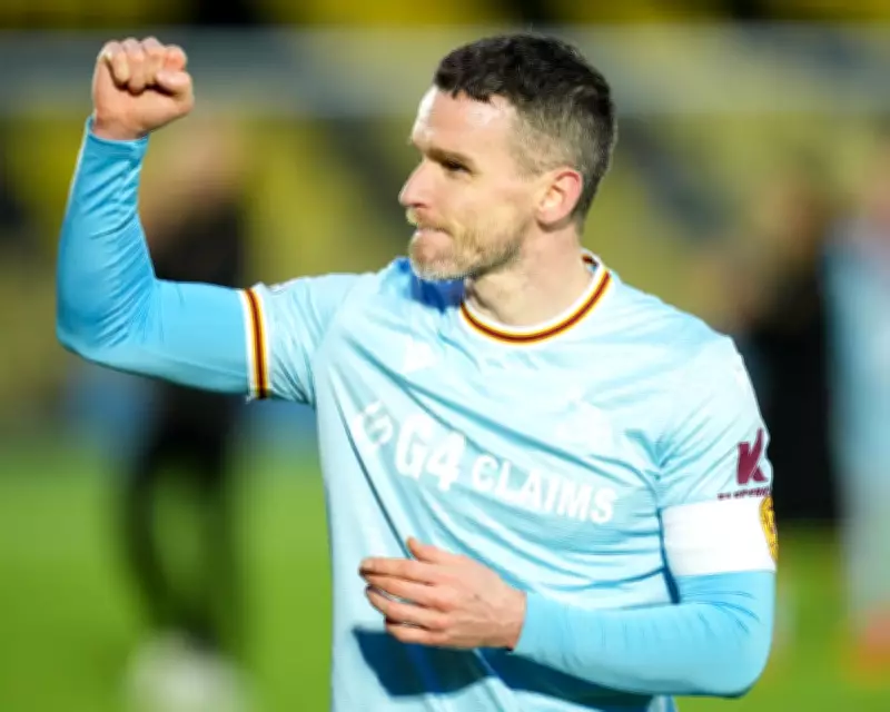 Maswanhise Double Seals Motherwell Win as Kilmarnock Crush Aberdeen