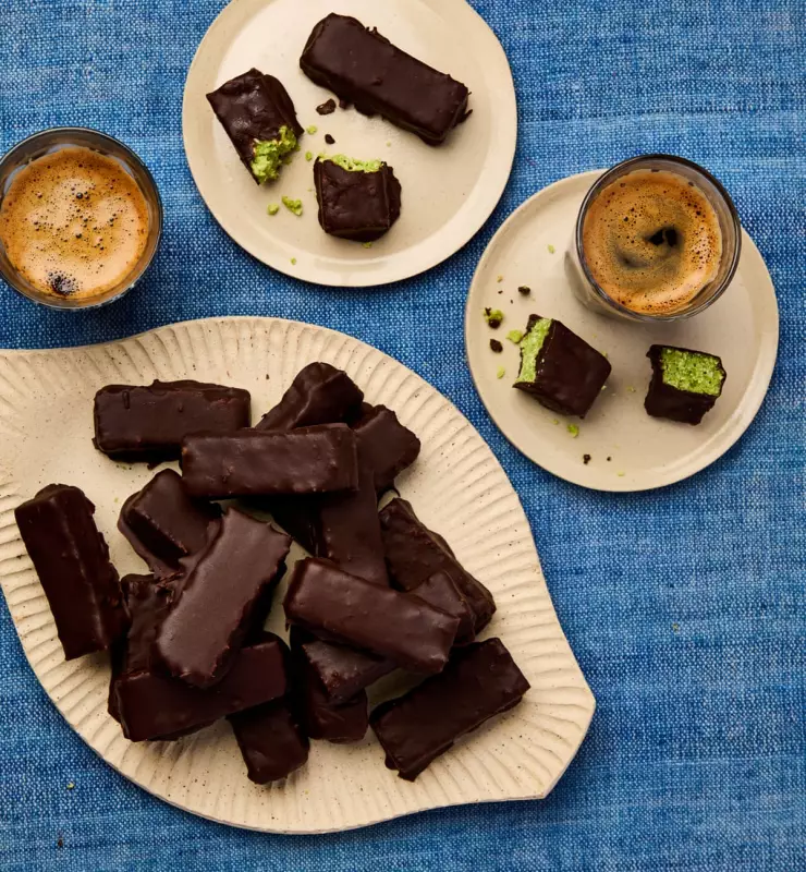 Melissa Hemsley's Healthy Sweet Treats: Bounty Bars, Savoury Granola & Flapjacks