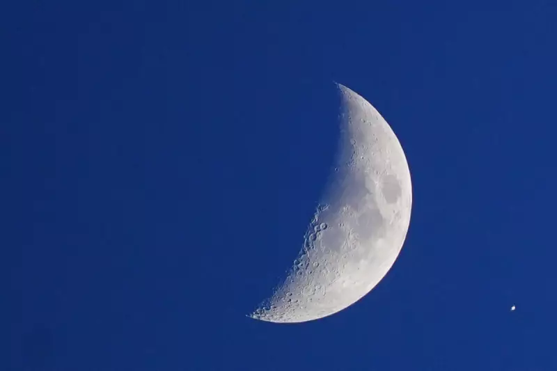 NASA Aims for Lunar Nuclear Reactor by 2030 in New Space Race