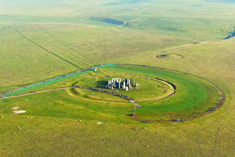 New Study Debunks Glacial Theory for Stonehenge's Stones