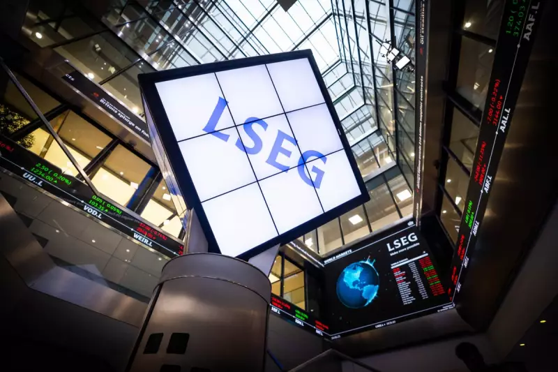 Reeves Hails FTSE 100 Record & Listing Reforms as 'New Golden Age' for City