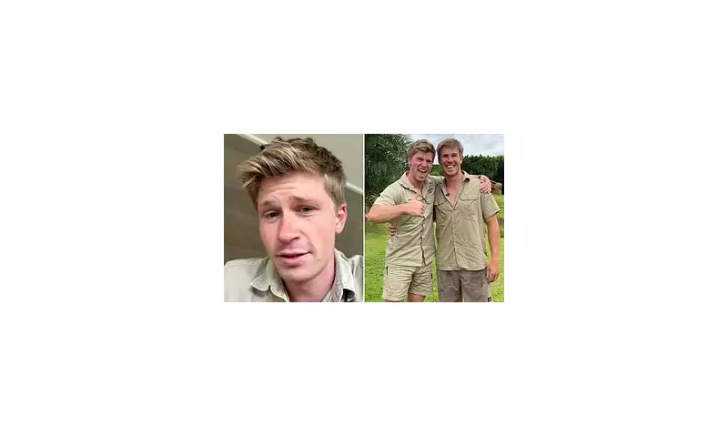 Robert Irwin Meets His Doppelgänger in Uncanny Zoo Encounter