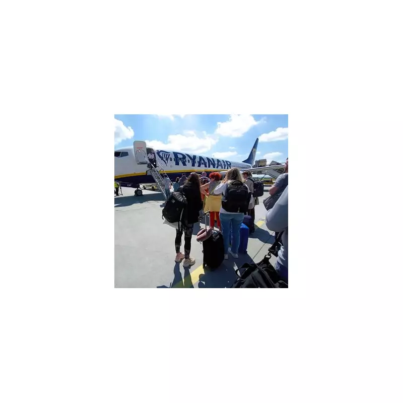 Ryanair's Jeans Ban Plea Sparks Passenger Debate Over Flight Comfort