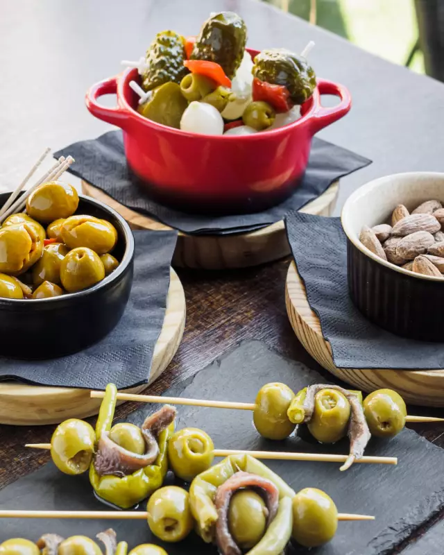 Savoury Snack Solutions: How to Resist the Biscuit Tin with Homemade Treats