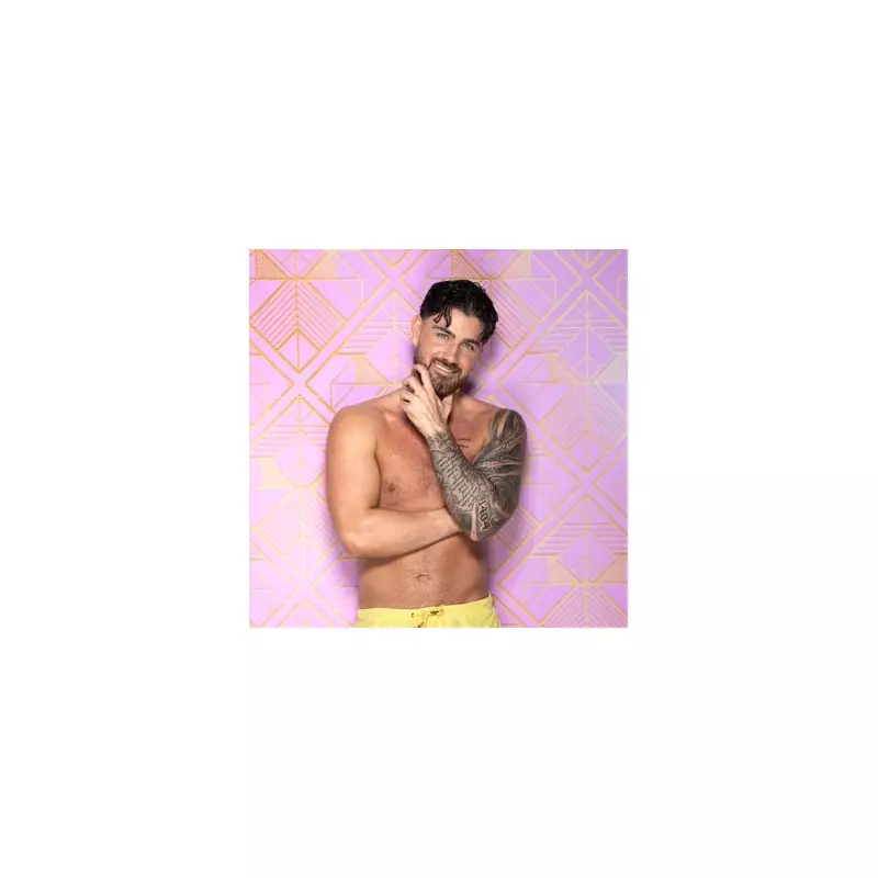 Scott van-der-Sluis Sparks Chaos in Love Island All Stars Return