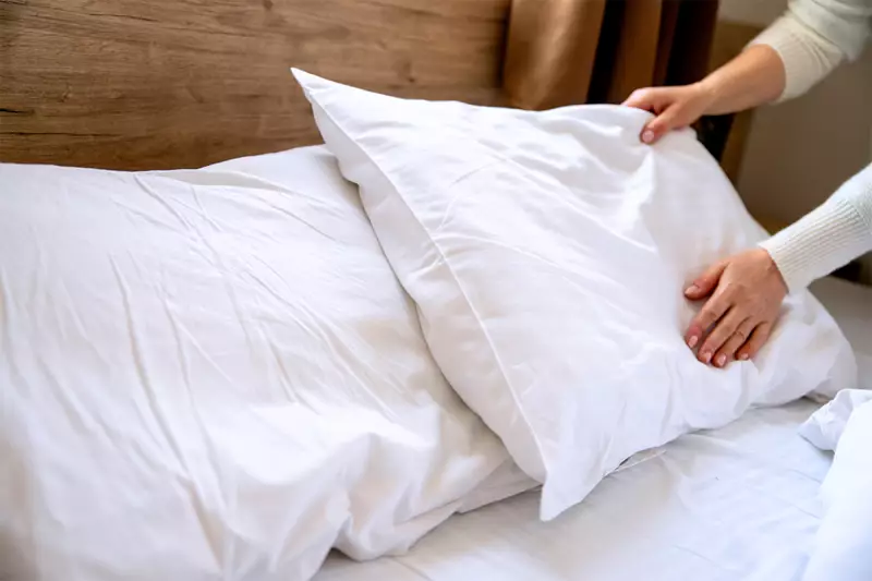 Sleeping Without Pillows May Benefit Glaucoma Patients, Study Reveals