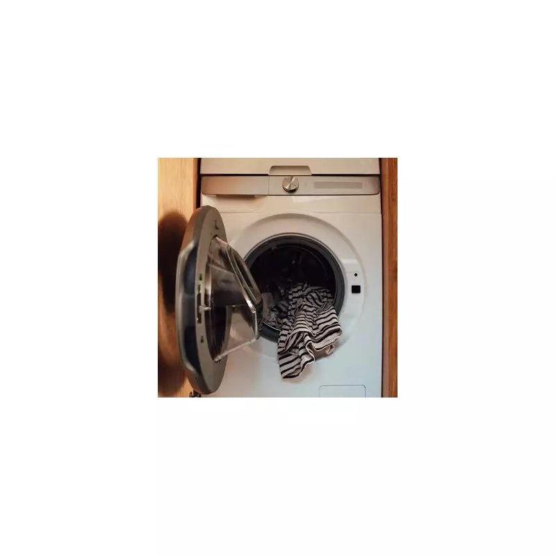 Stop Using Fabric Softener: 35p White Vinegar Hack Prevents Mould