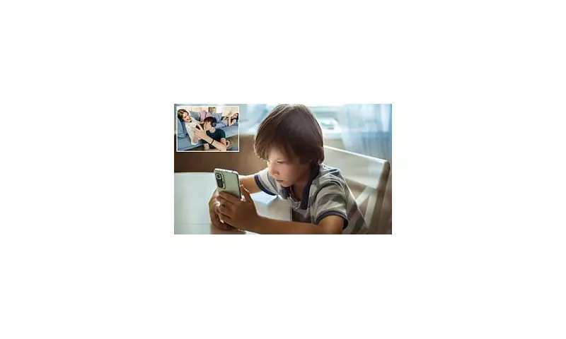 UK Doctors Declare Mobile Phone Use Among Children a 'Public Health Emergency'