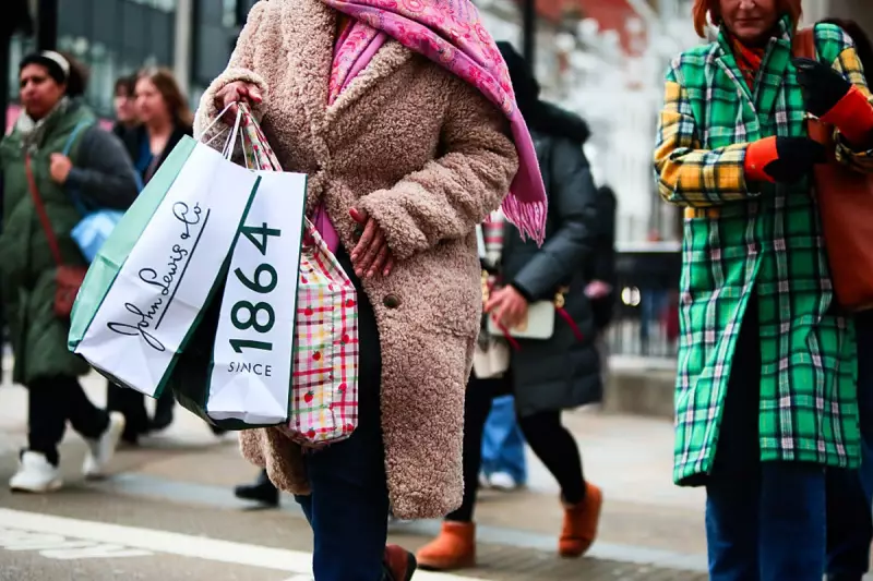 UK Economy Grows 0.3% in November, Boosted by Services Sector